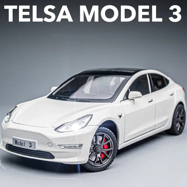 1:24 Tesla Model 3