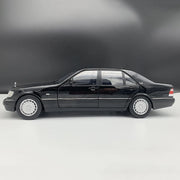 1:18 1990 S600