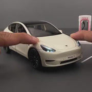 1:24 Tesla Model Y