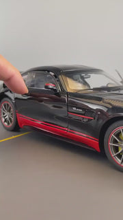 1:18 Mercedes Benz GTR - Limitierte Auflage