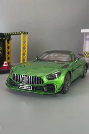 1/18 Mercedes Benz AMG Gtr Sammlerstück - Limitierte Auflage